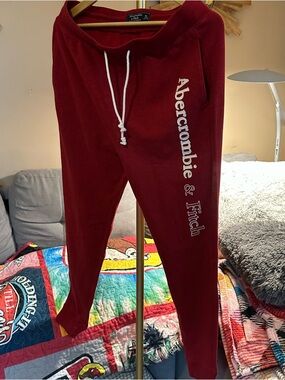 Abercrombie & Fitch Red Drawstring Sweatpants with Embroidered Logo Vintage Y2K
